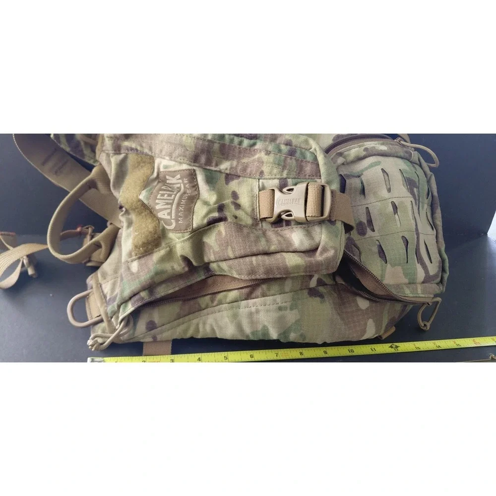 Military tactical use CamelBak Ambush tactical Bag Missing Reservoir Part AS IS